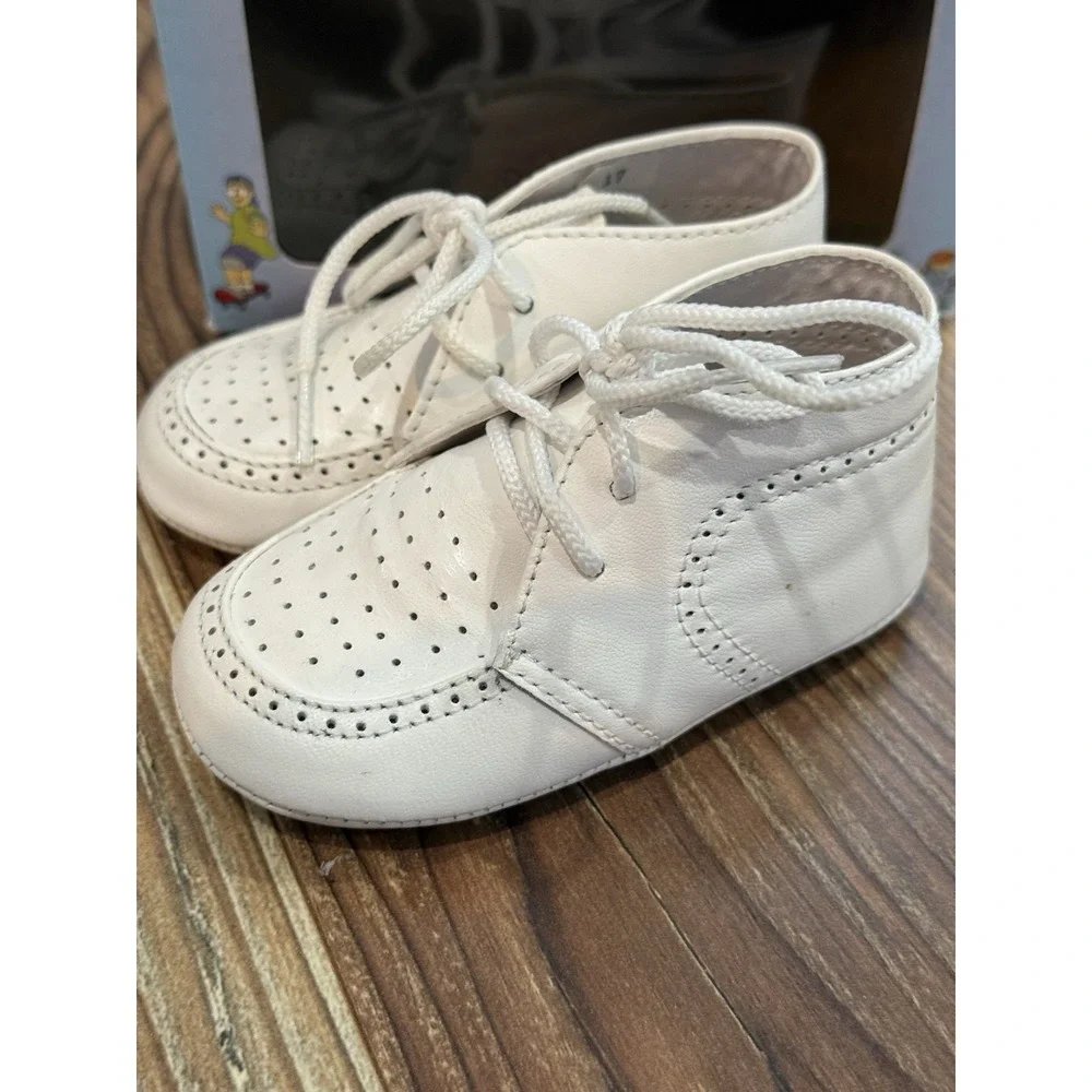 New Karella Kids 2 White Baby Lace Up Leather Shoes